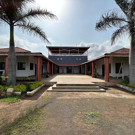 Villa The Sunset Lawns Pune Exterior foto